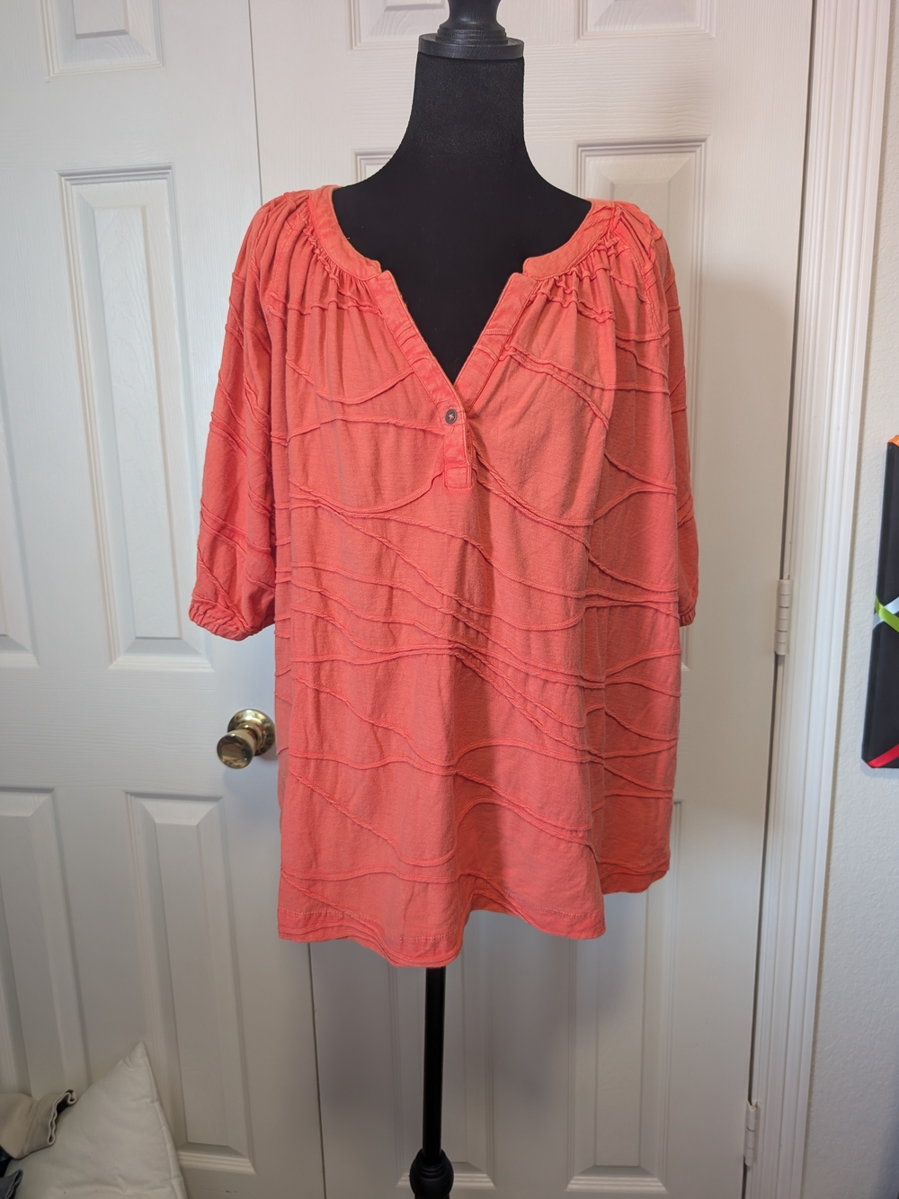 Westbound Coral Wave-Textured Split-Neck Tunic